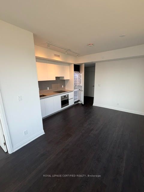 4015 The Exchange 3404 Property Photo 17