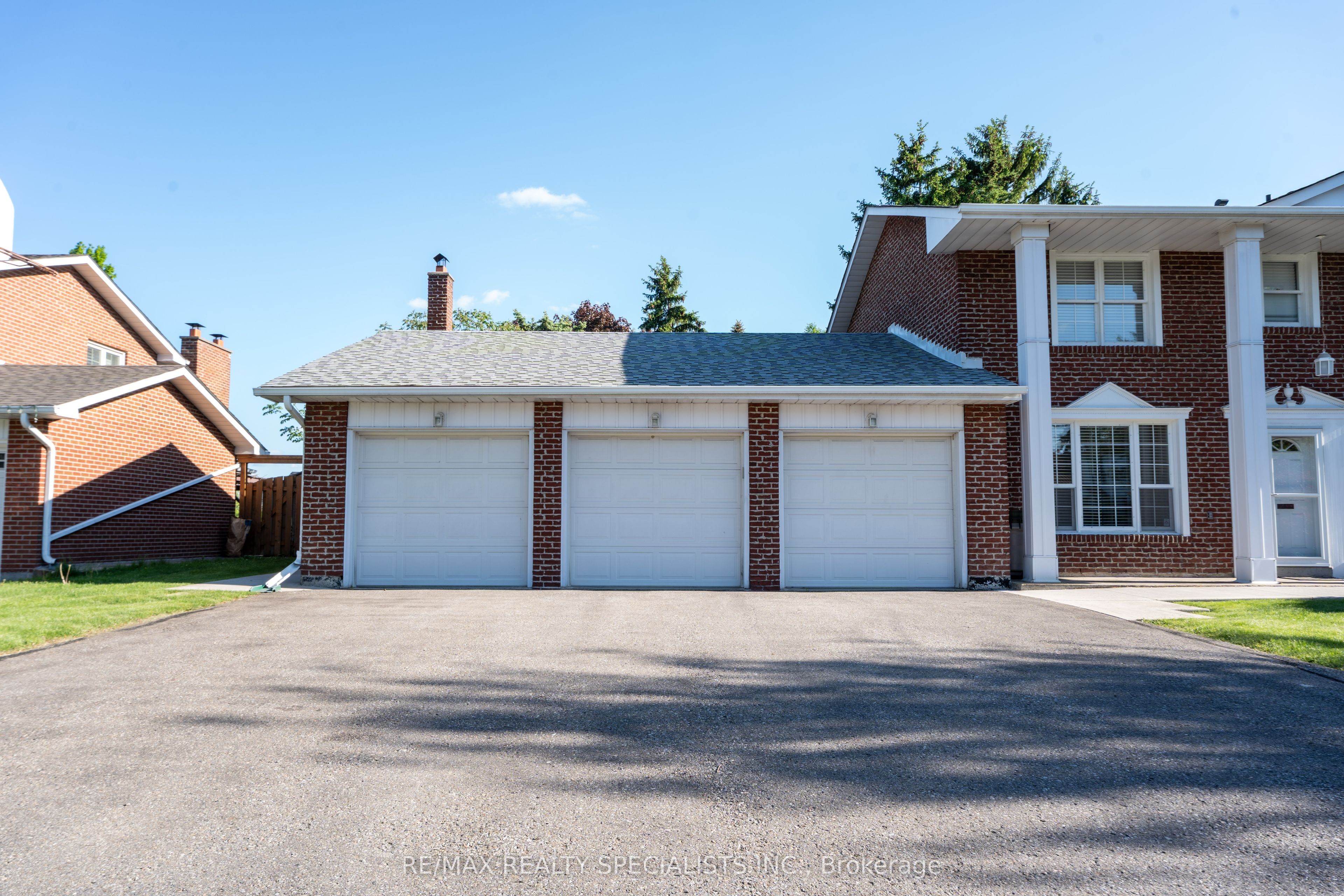 8 River View Drive Property Photo 6