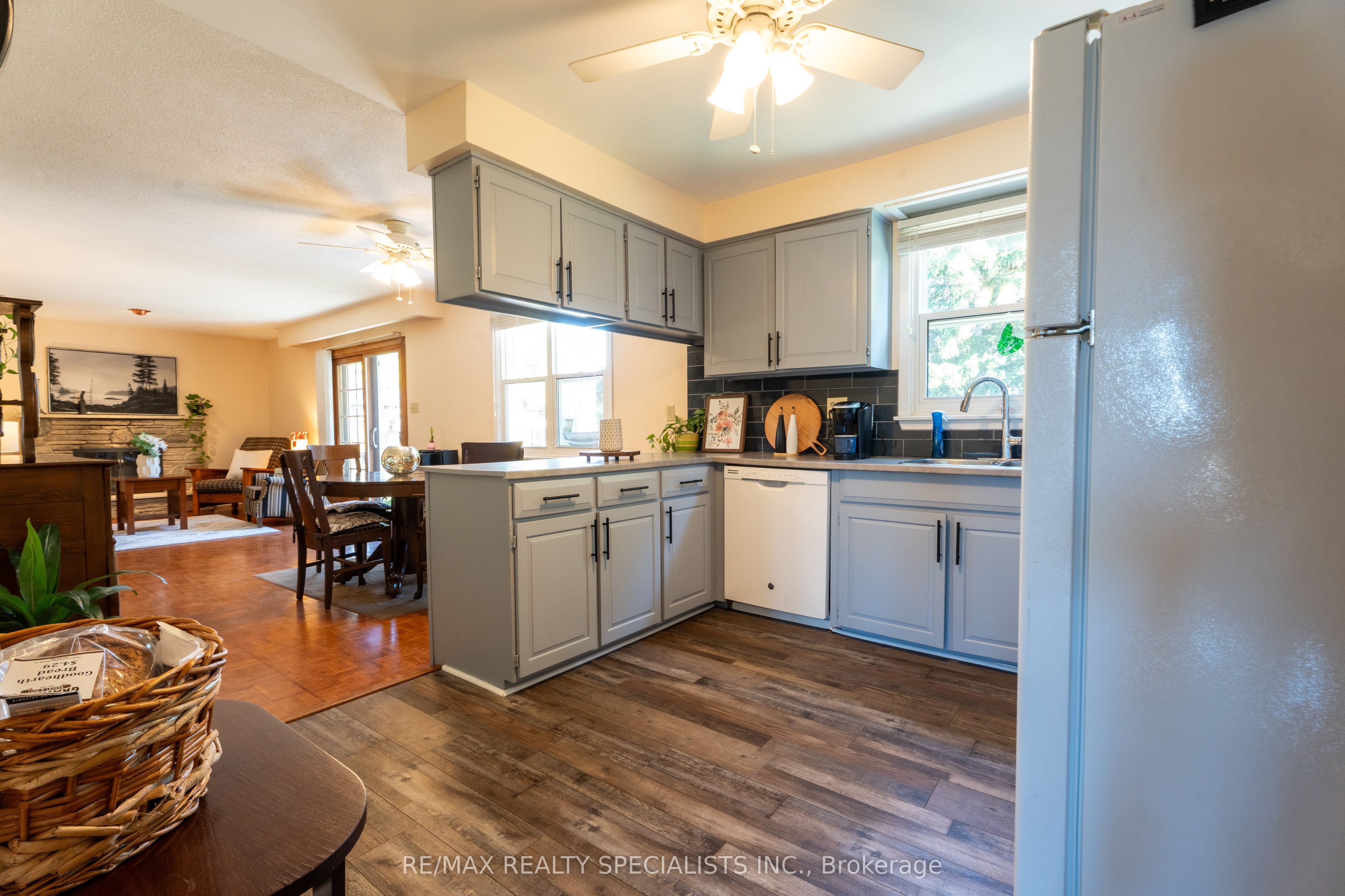 8 River View Drive Property Photo 15
