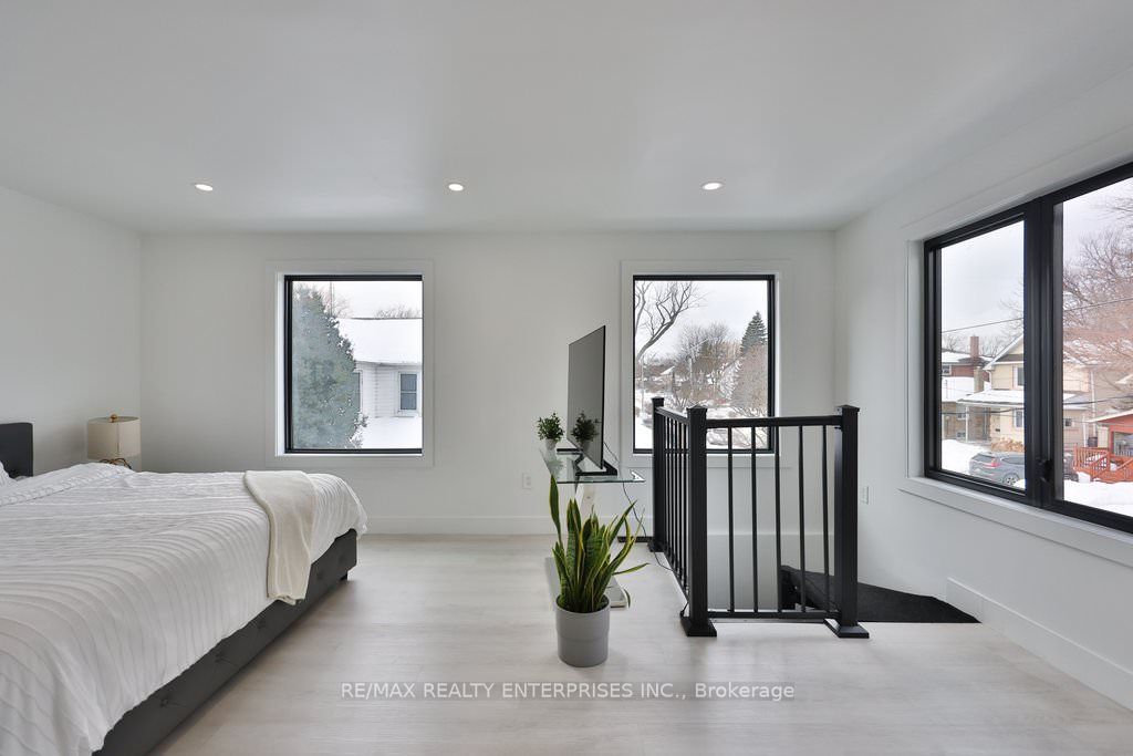 172 Royal York Road Property Photo 25