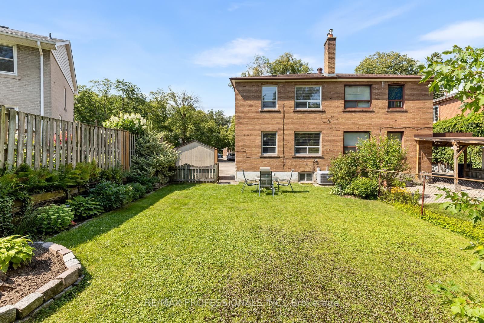 21 Brendwin Road Property Photo 32