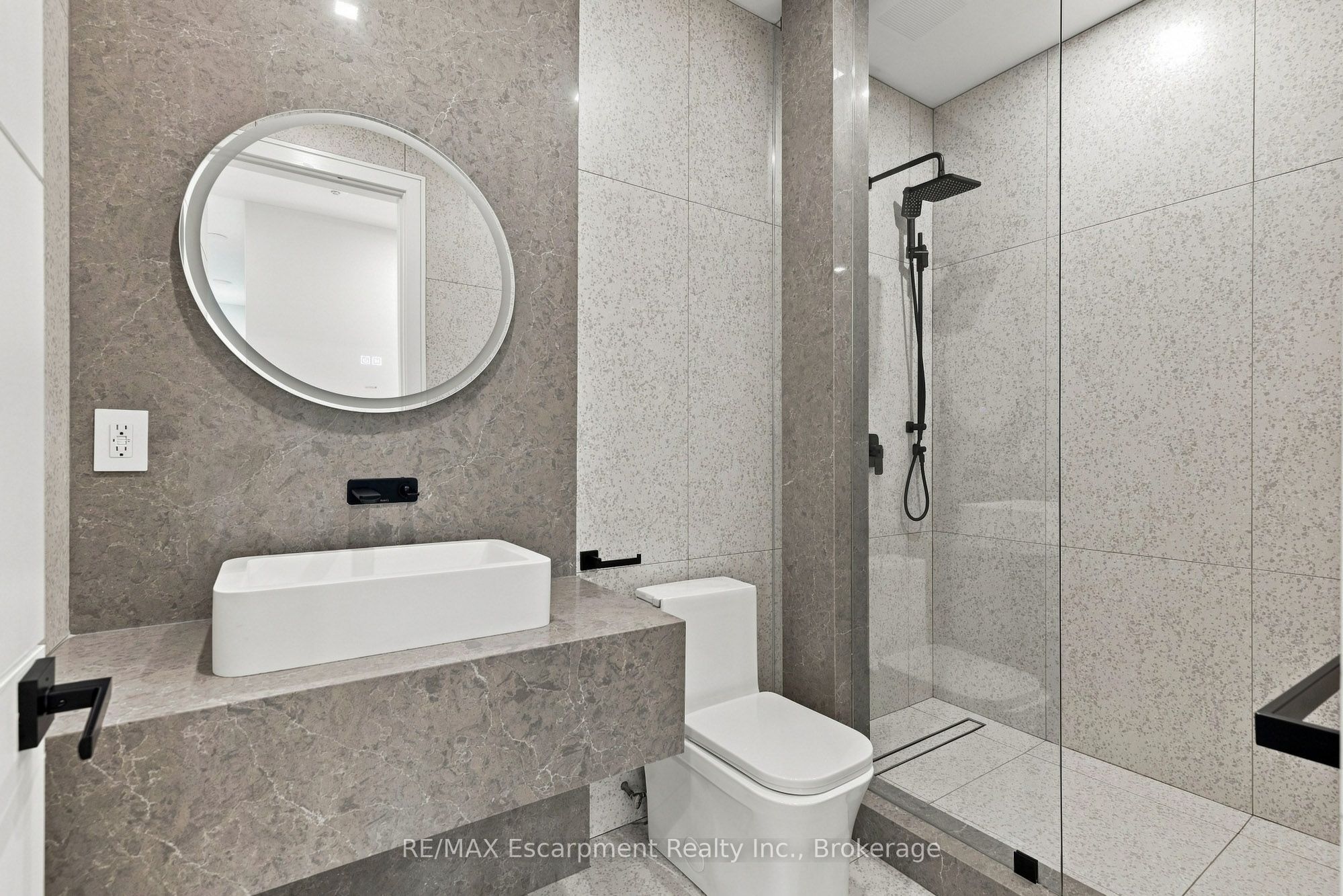 100 Appleby Place Property Photo 36