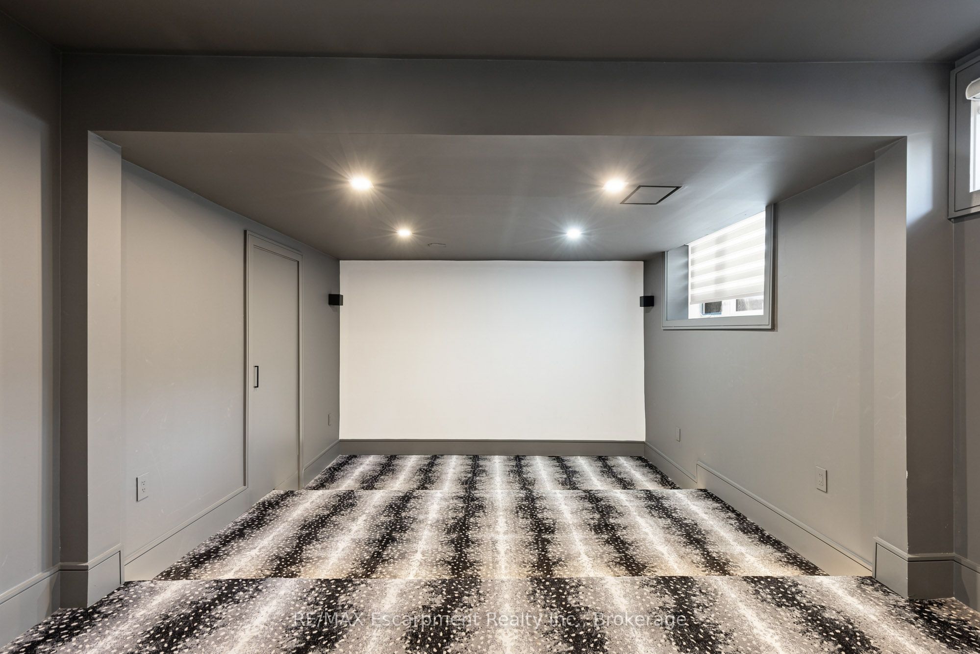 100 Appleby Place Property Photo 40