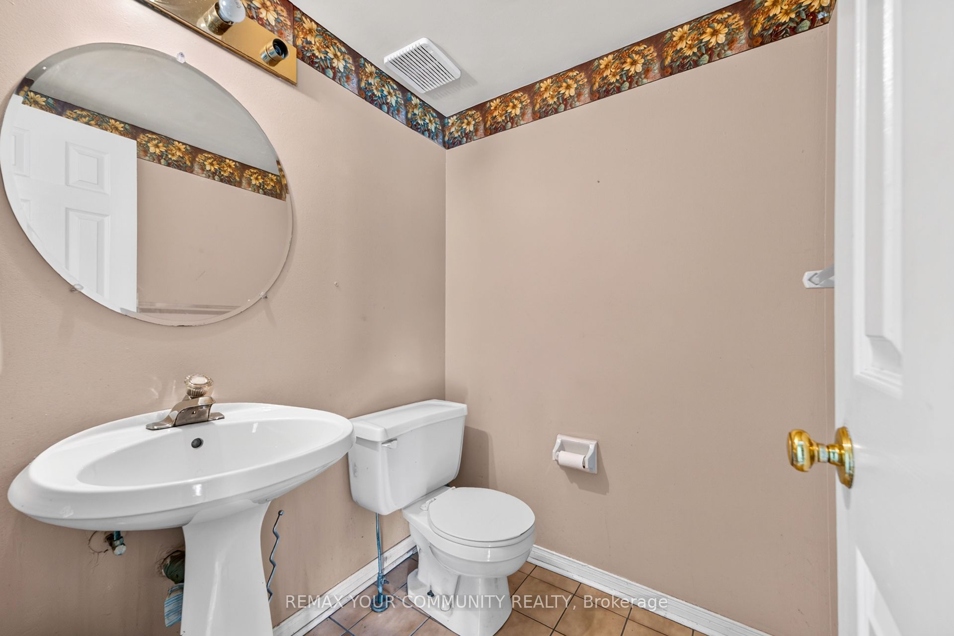 74 Richvale Drive Property Photo 12
