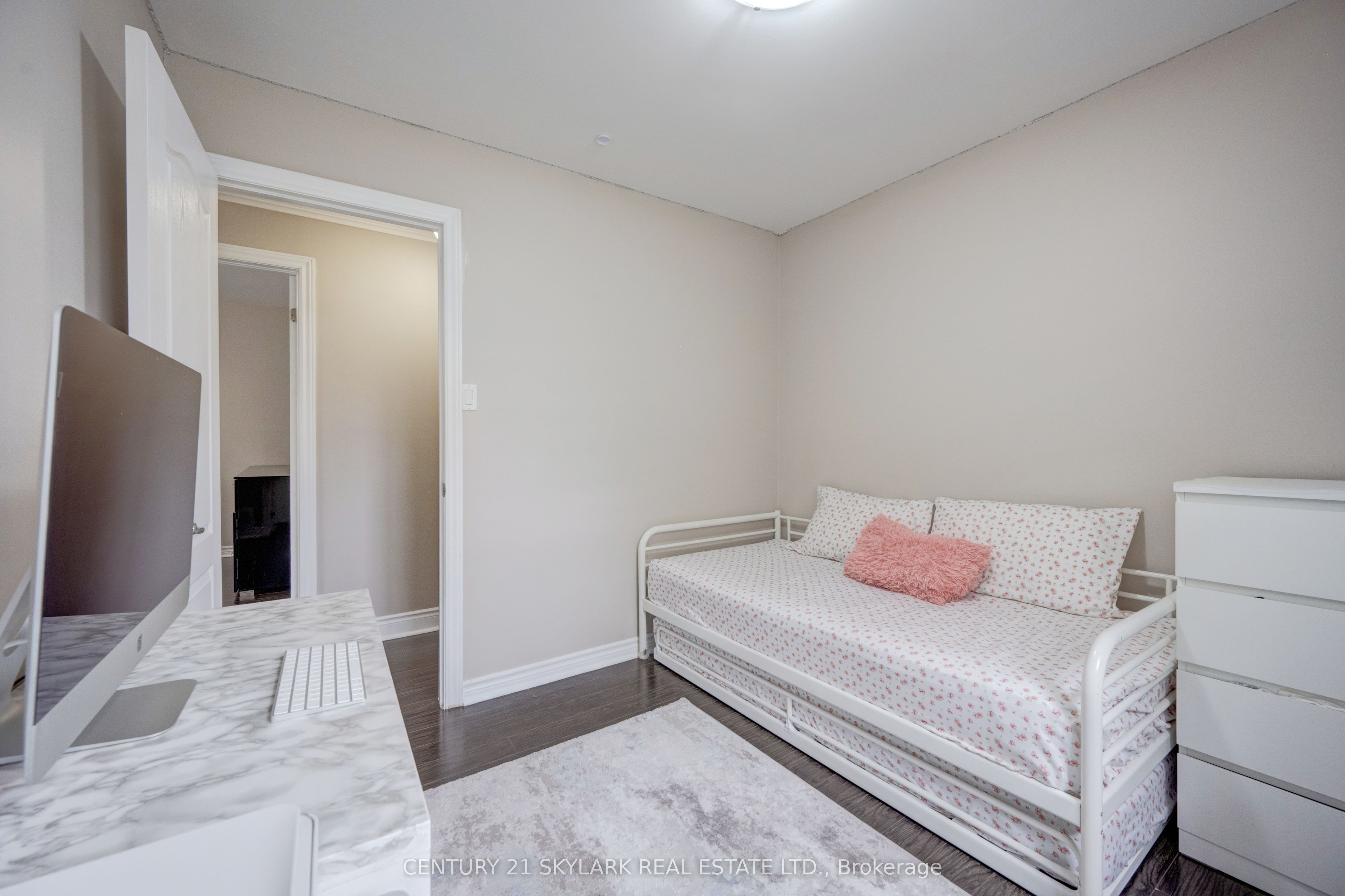 71 Abell Drive S Property Photo 12
