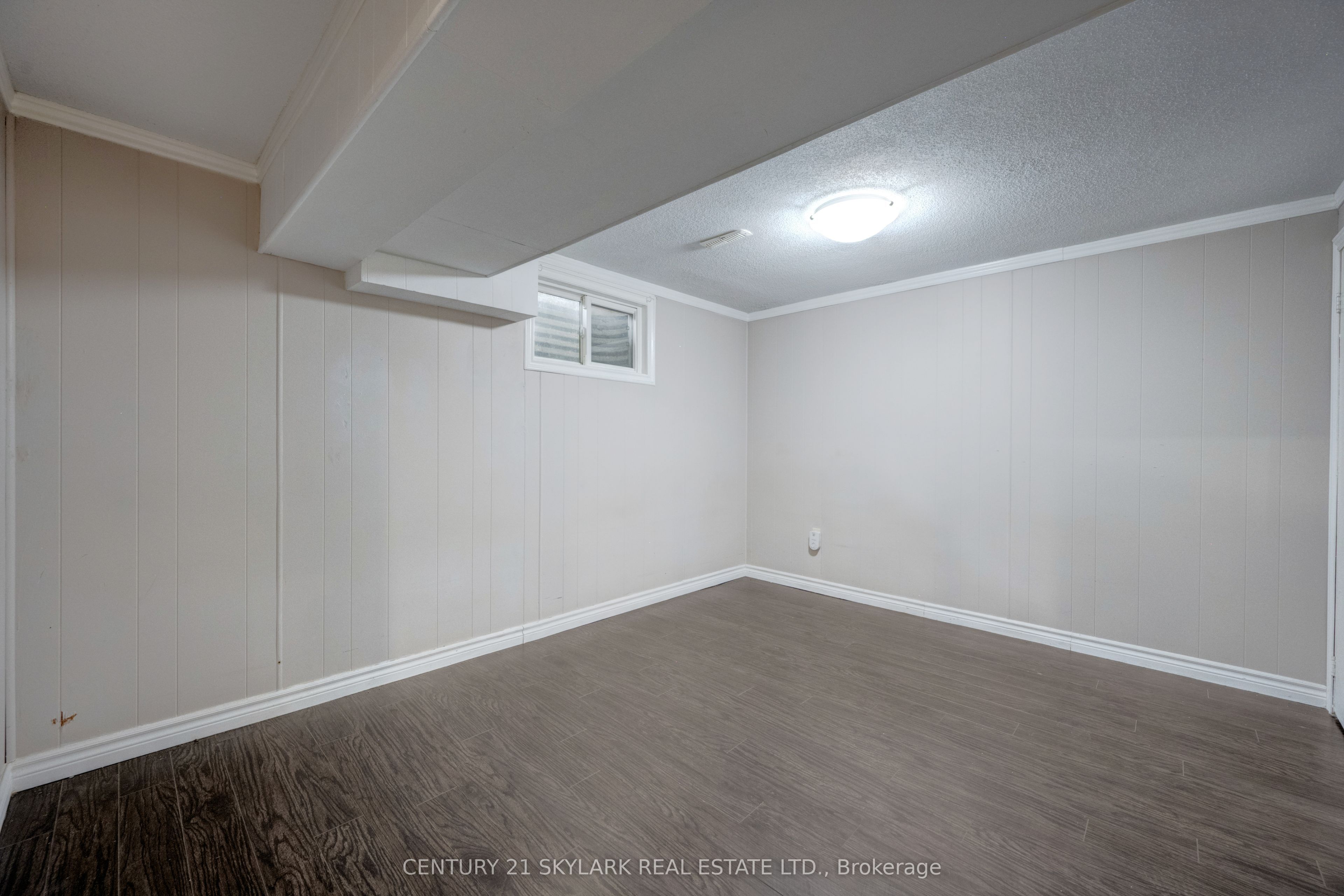 71 Abell Drive S Property Photo 26