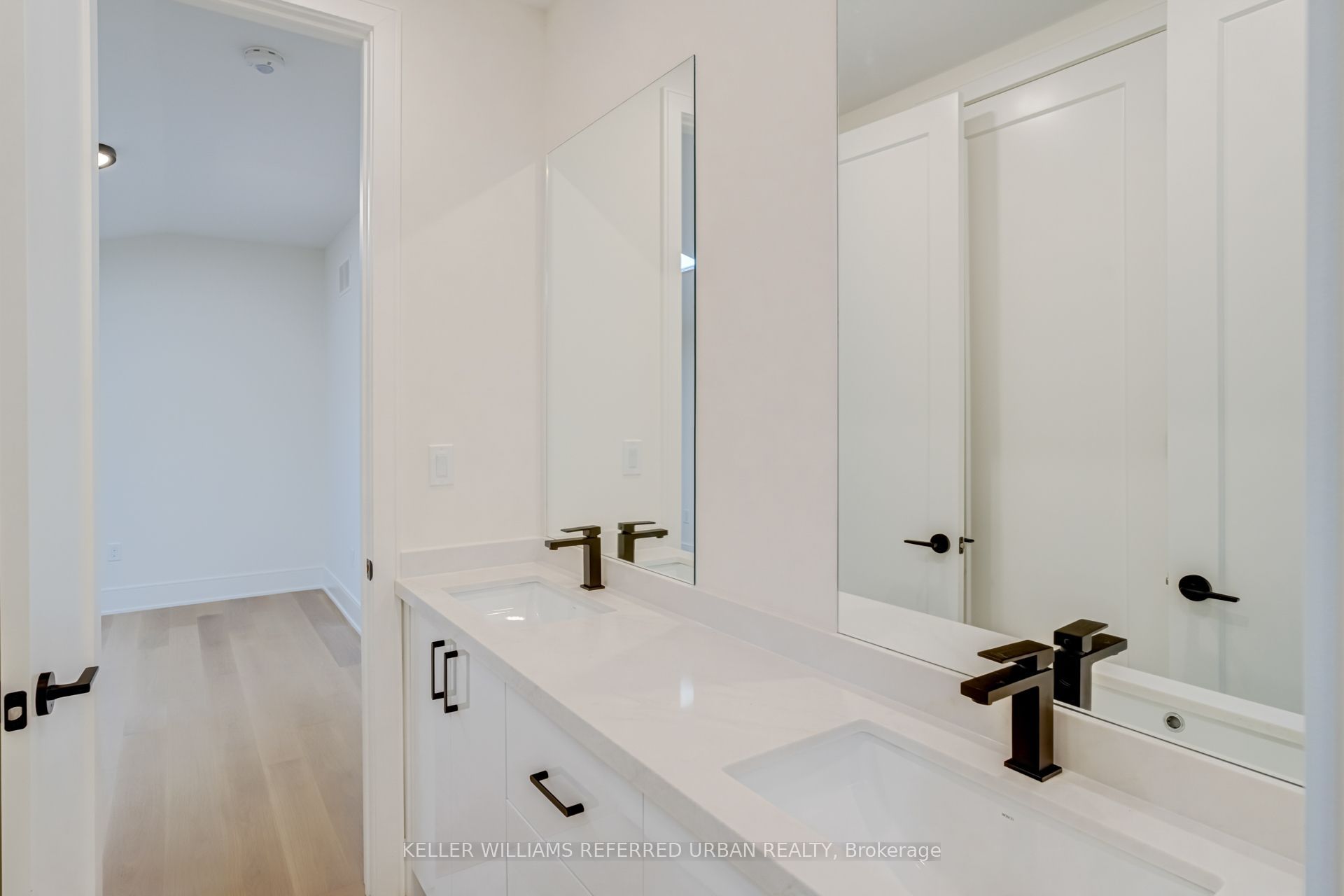 37 Wesley Avenue Property Photo 33