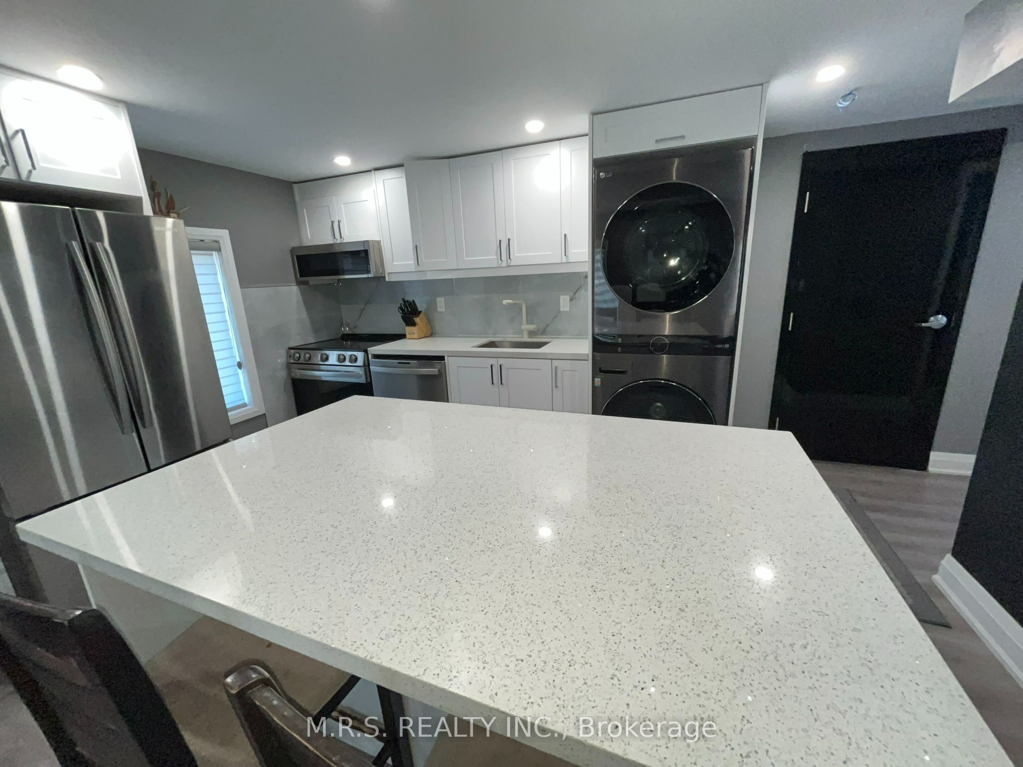 26 Hillcrest Avenue 2 Property Photo 2