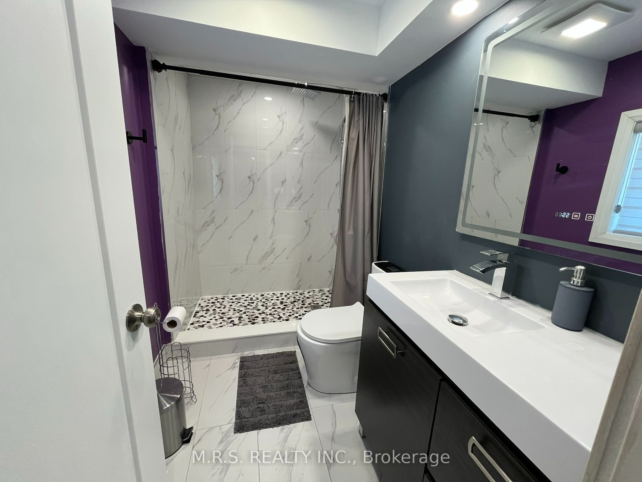 26 Hillcrest Avenue 2 Property Photo 12