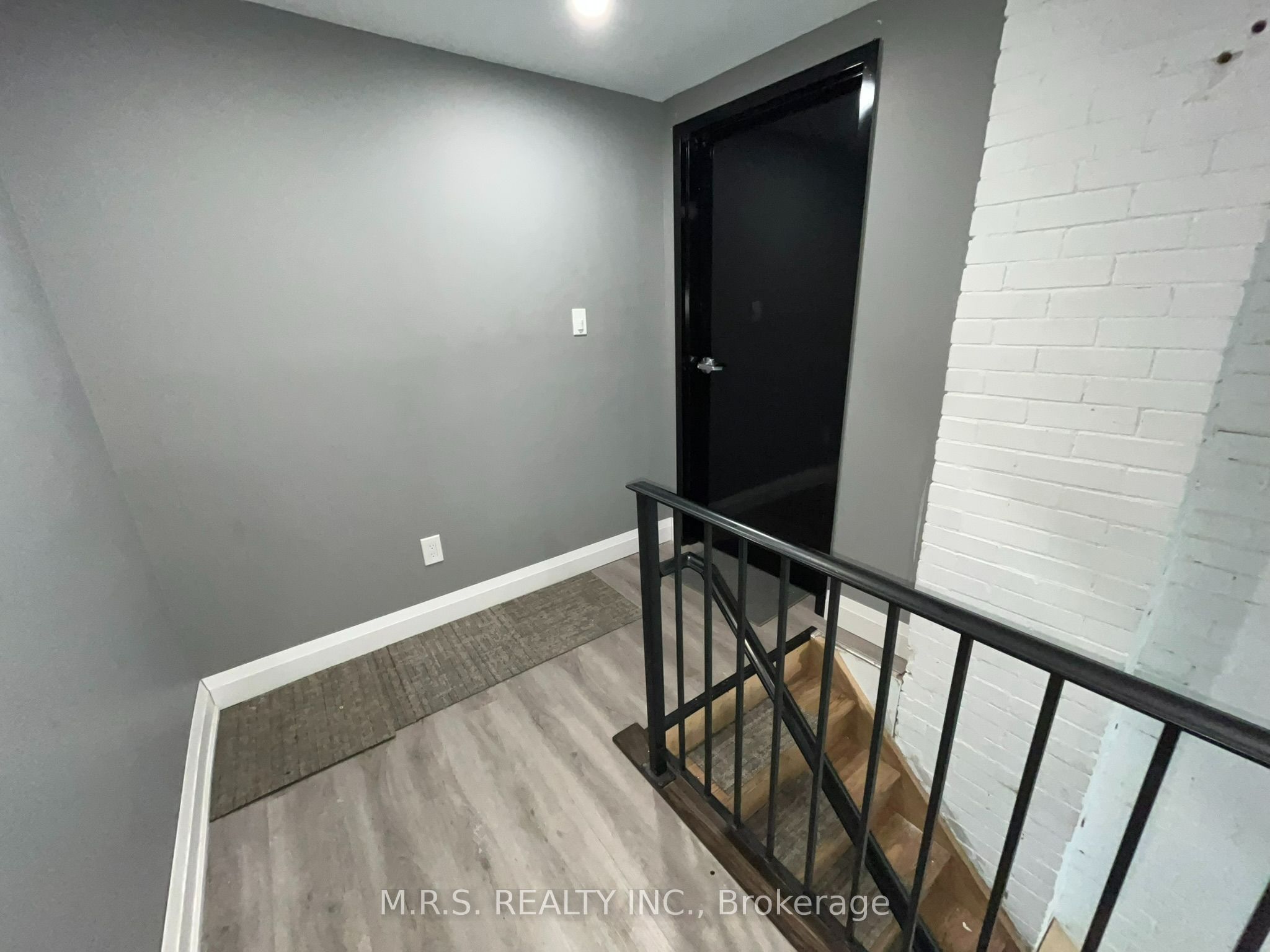 26 Hillcrest Avenue 2 Property Photo 13