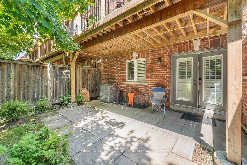 230 Paisley Boulevard W 40 Property Photo 15