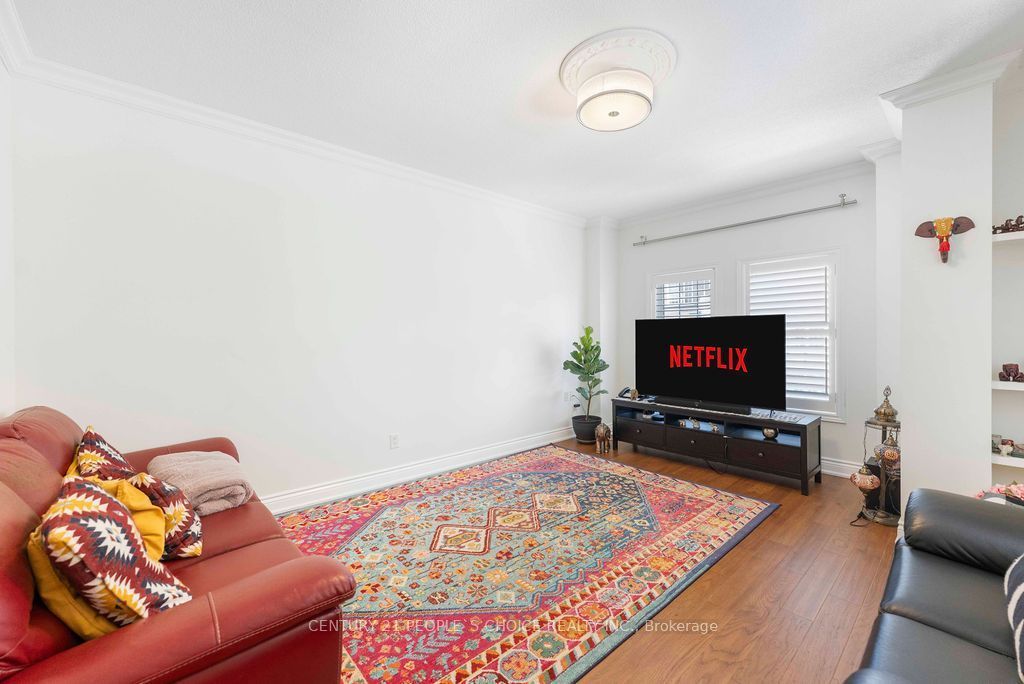 230 Paisley Boulevard W 40 Property Photo 19