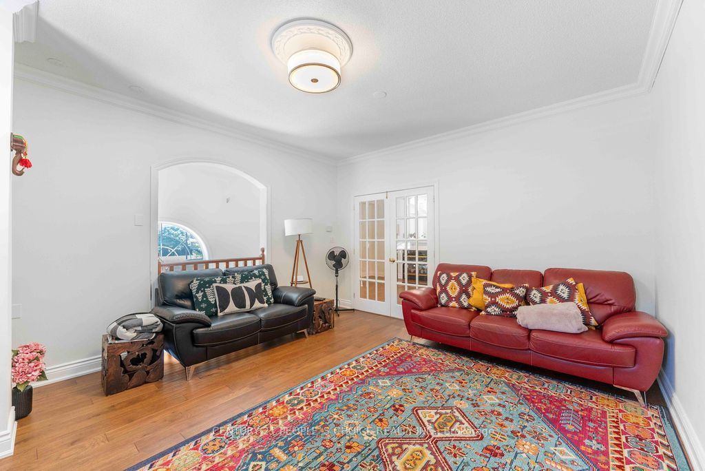 230 Paisley Boulevard W 40 Property Photo 21
