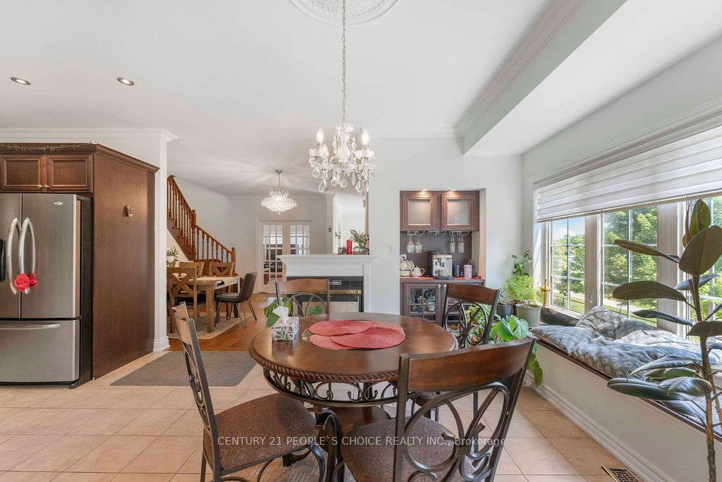 230 Paisley Boulevard W 40 Property Photo 28
