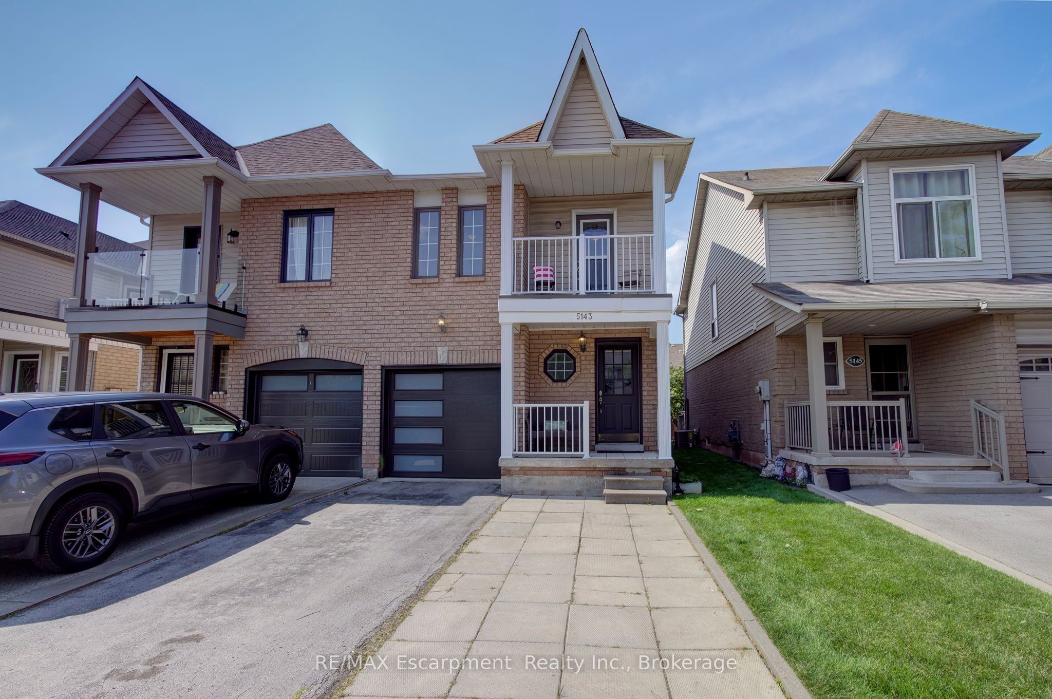 5143 Lampman Avenue Property Photo 1