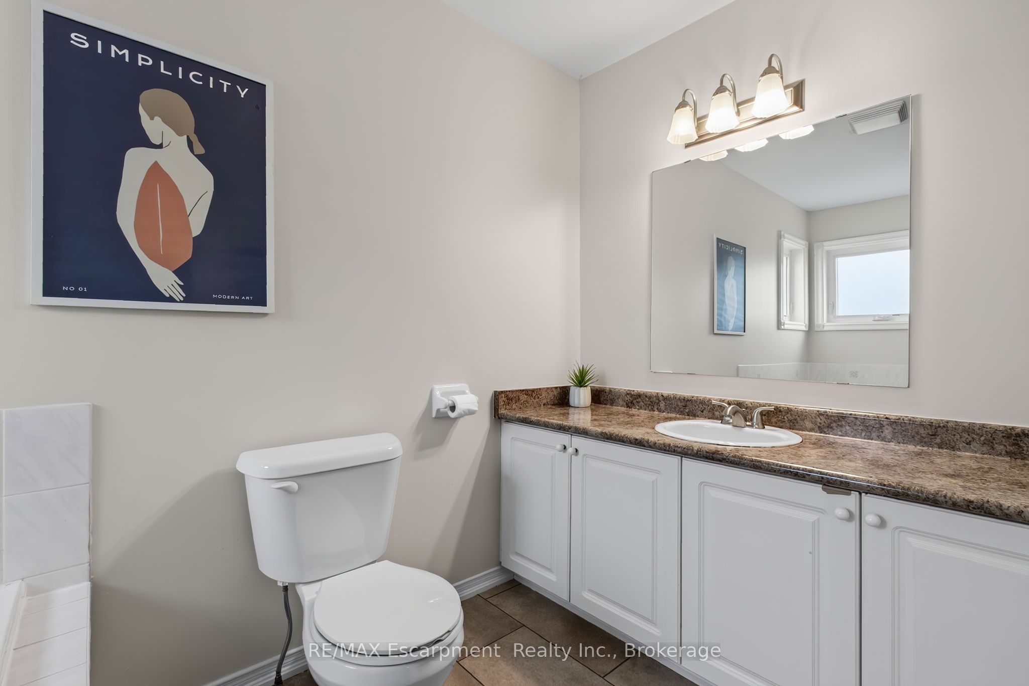 5143 Lampman Avenue Property Photo 29
