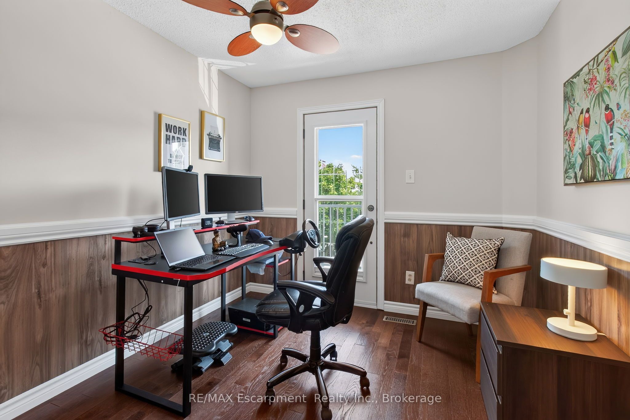 5143 Lampman Avenue Property Photo 32
