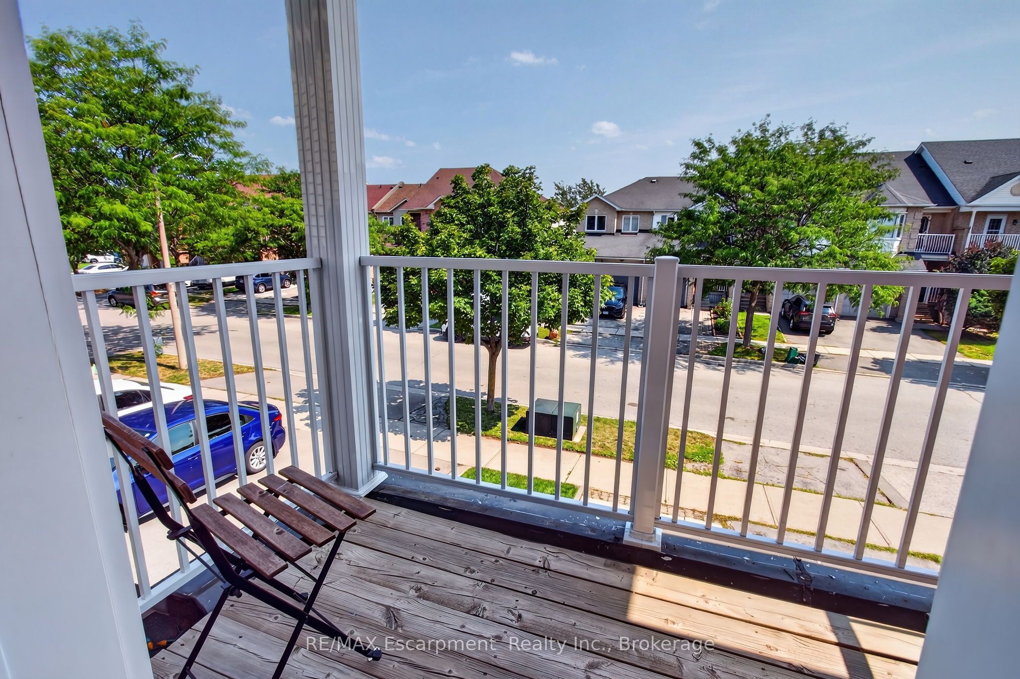 5143 Lampman Avenue Property Photo 33
