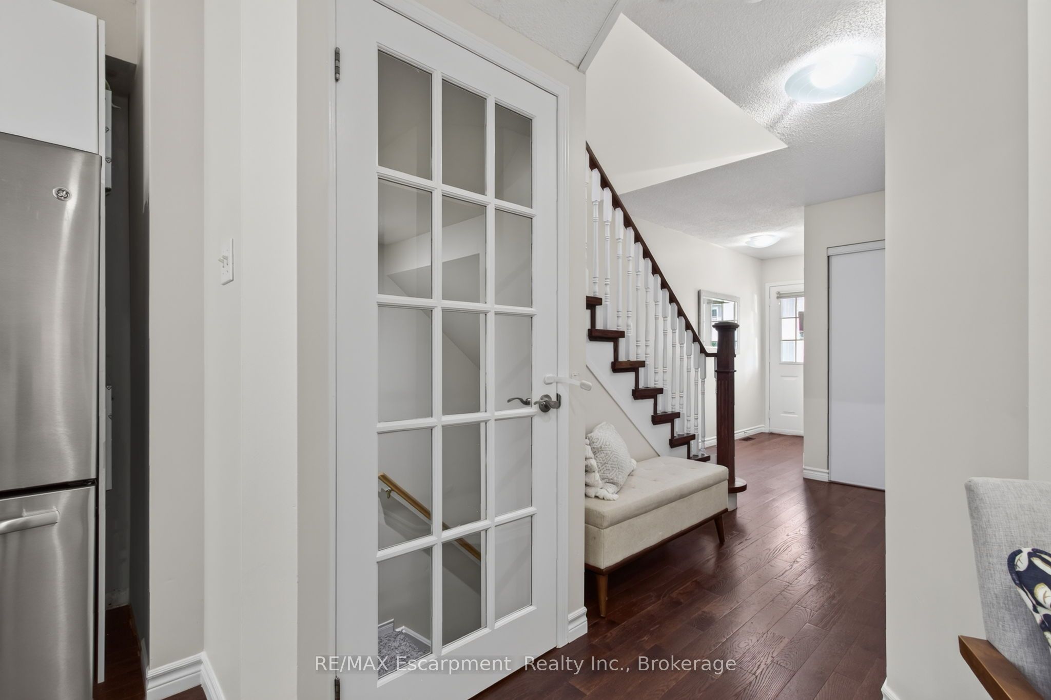 5143 Lampman Avenue Property Photo 37