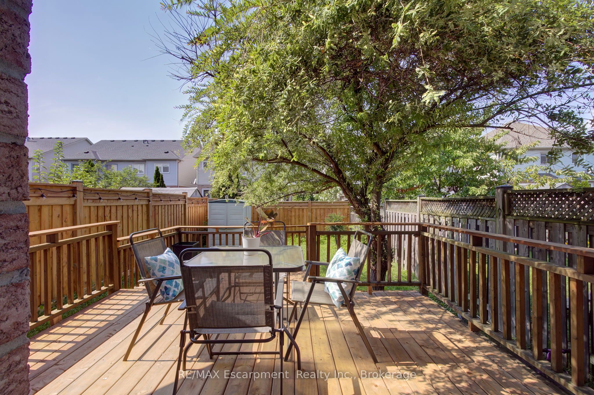 5143 Lampman Avenue Property Photo 41