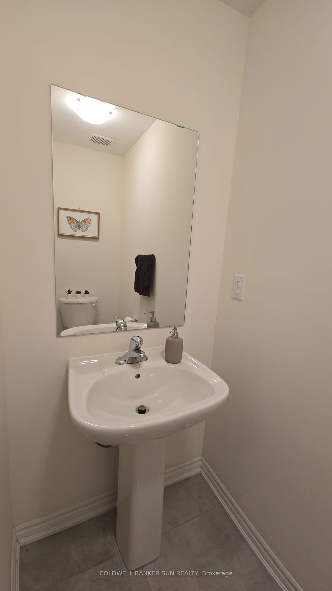 36 Bavenden Crescent Property Photo 10