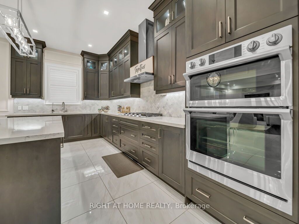 12 Hackwood Heights Property Photo 17