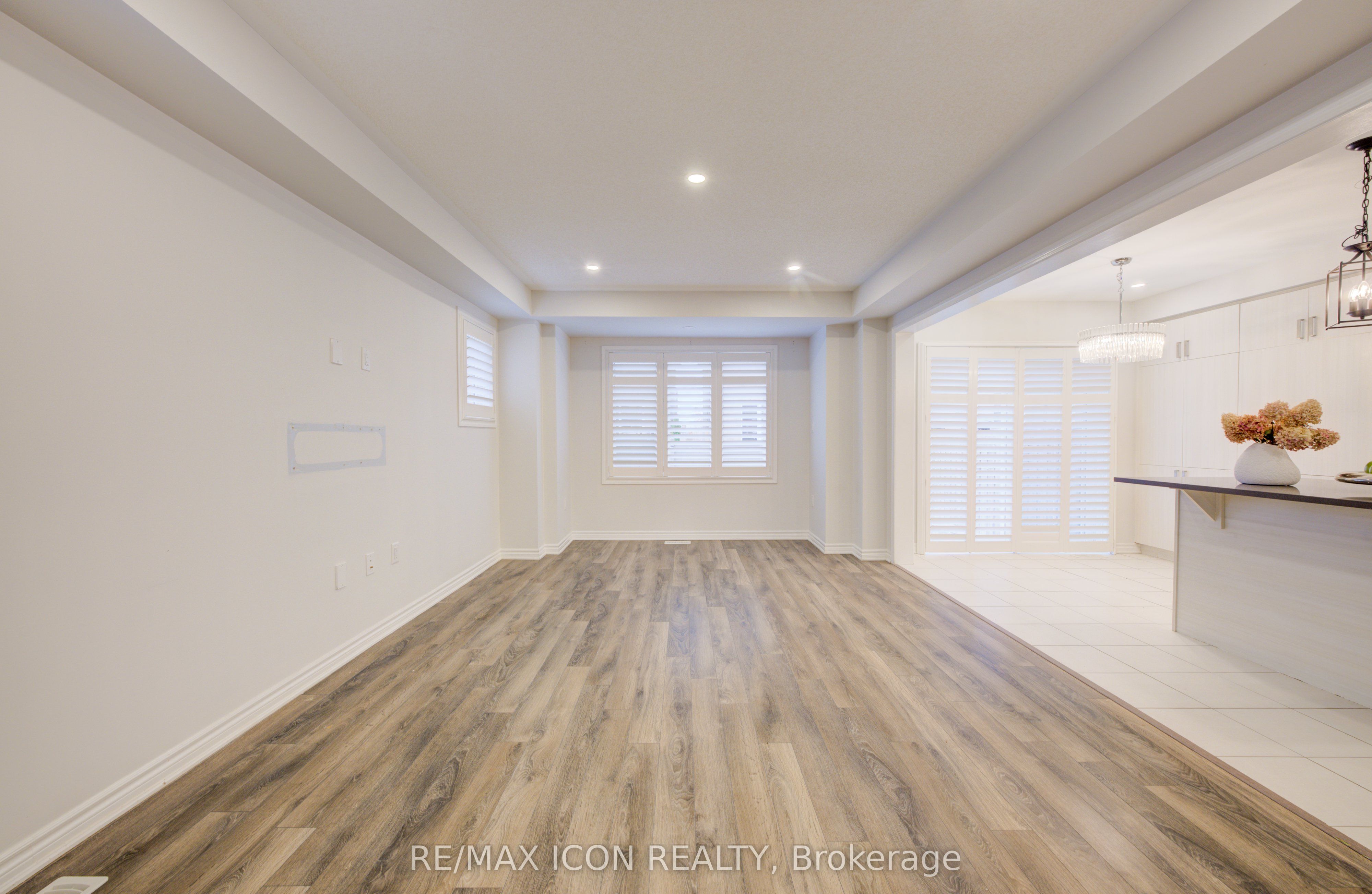 302 Jean Landing Property Photo 9