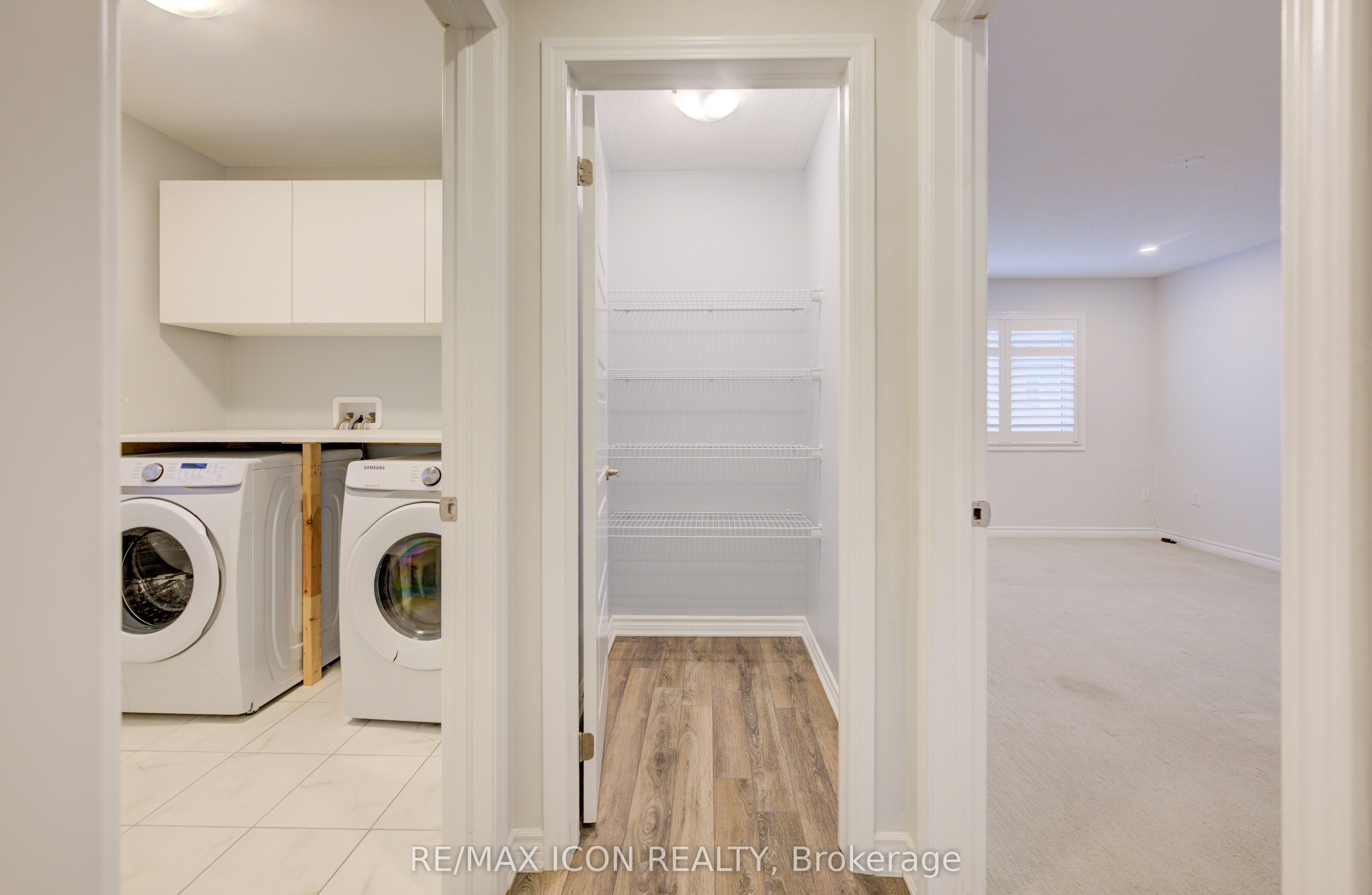 302 Jean Landing Property Photo 26