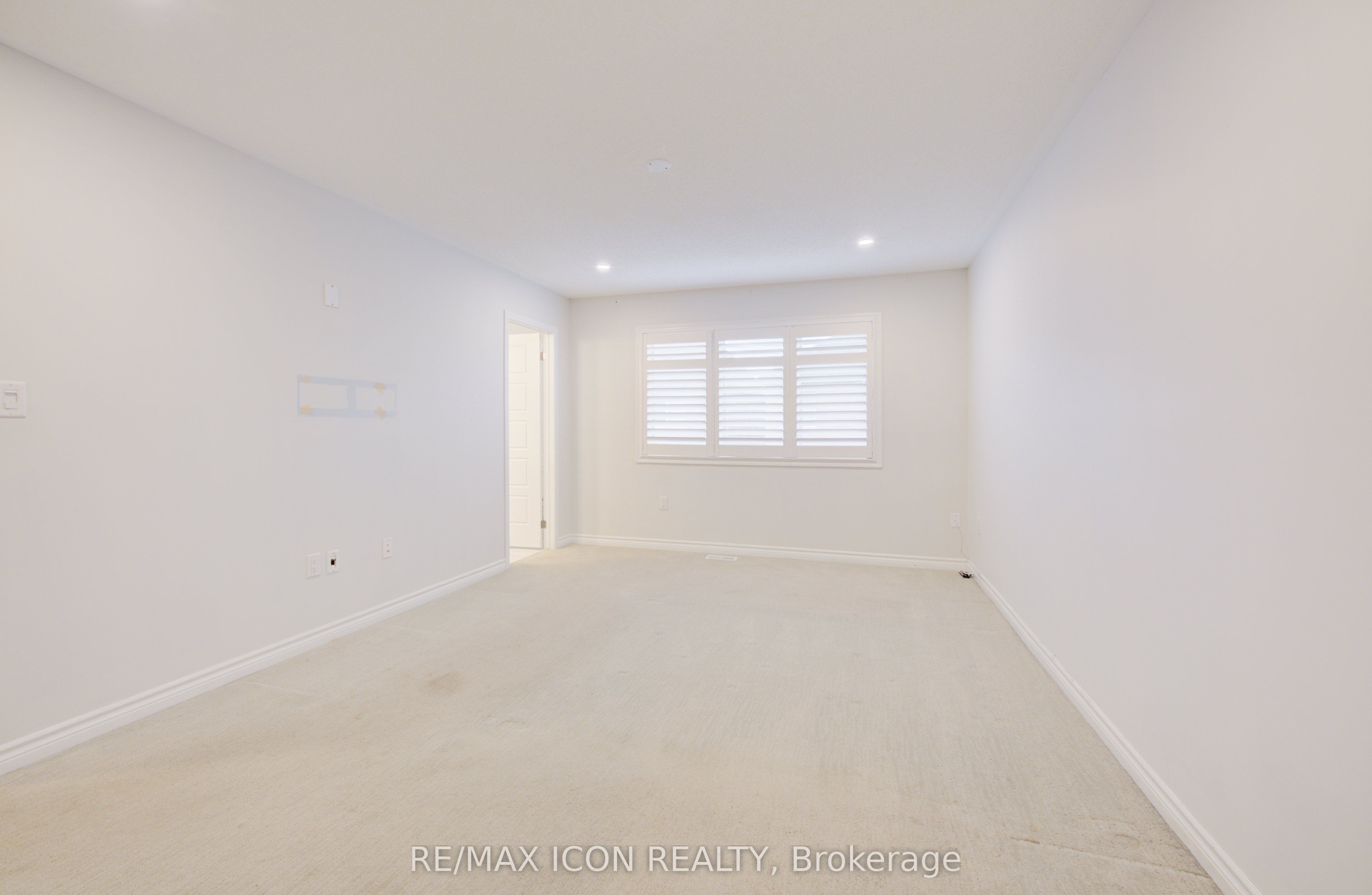 302 Jean Landing Property Photo 29