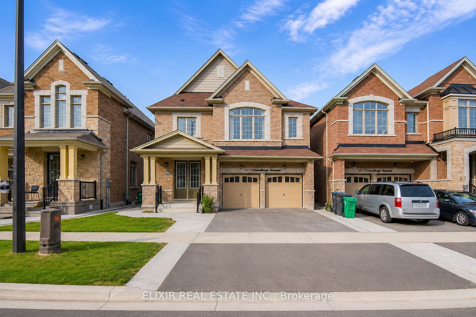 40 Wheatberry Crescent Property Photo 1
