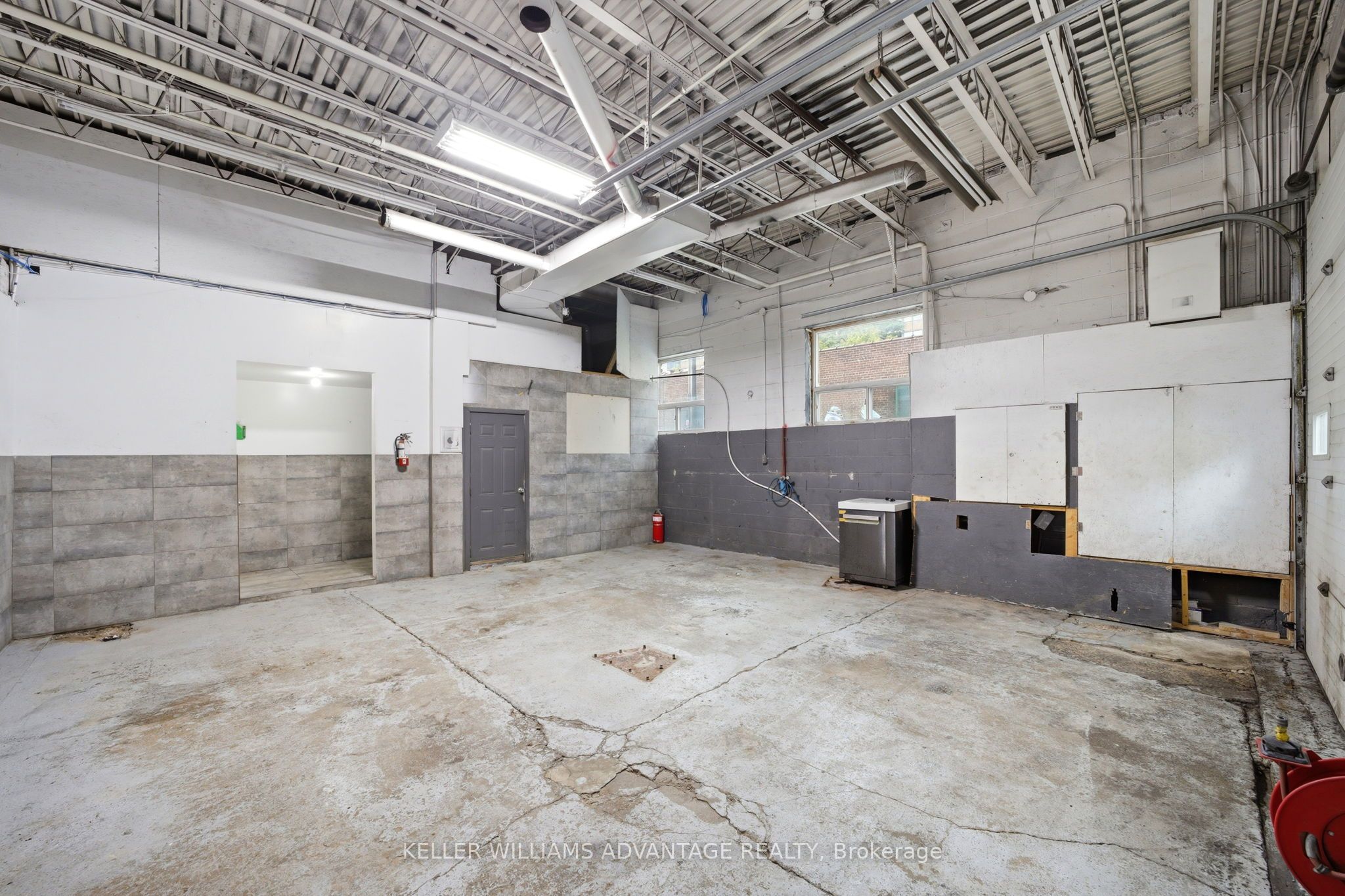 20 Jenet Avenue Property Photo 15