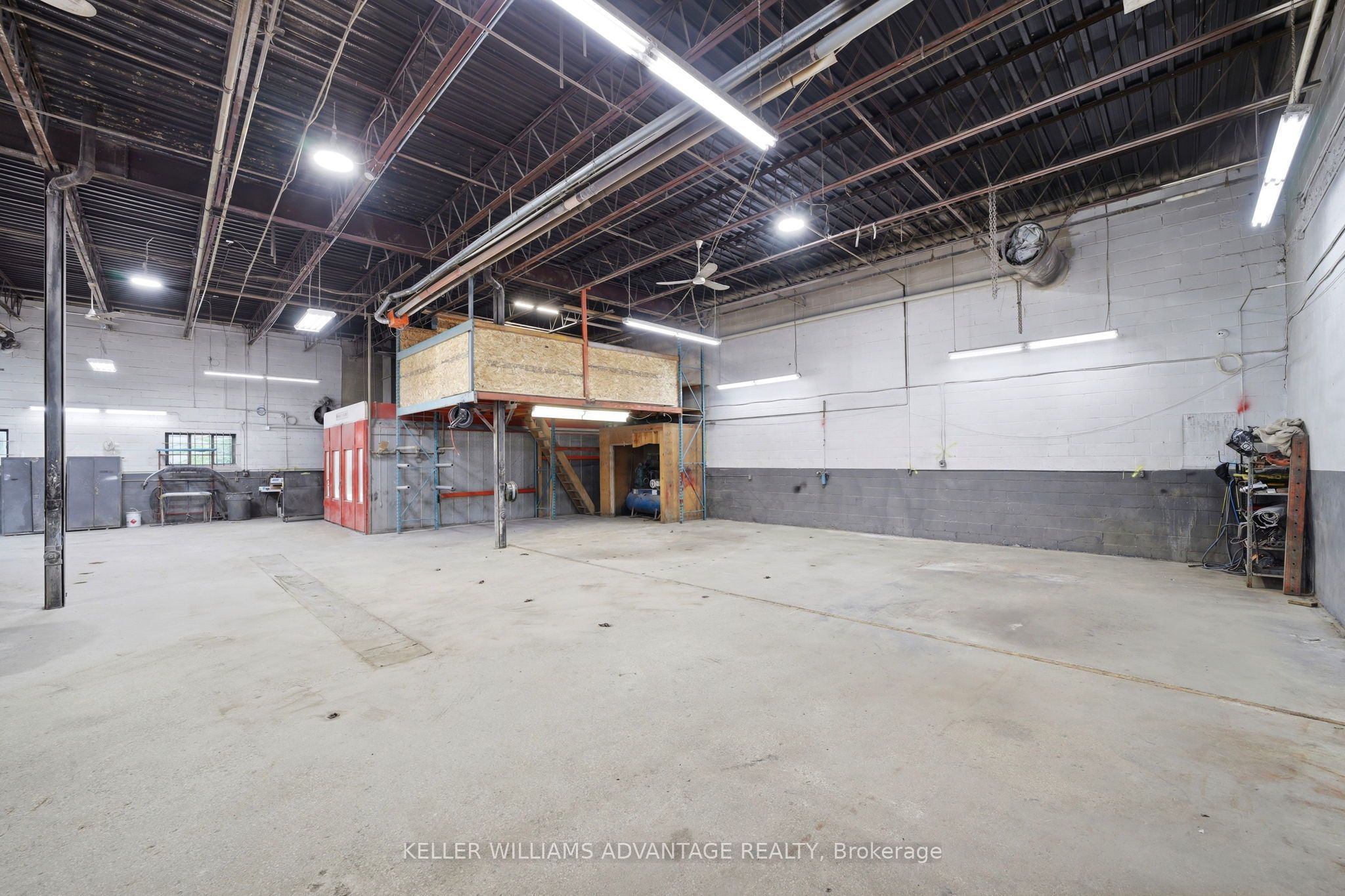 20 Jenet Avenue Property Photo 25