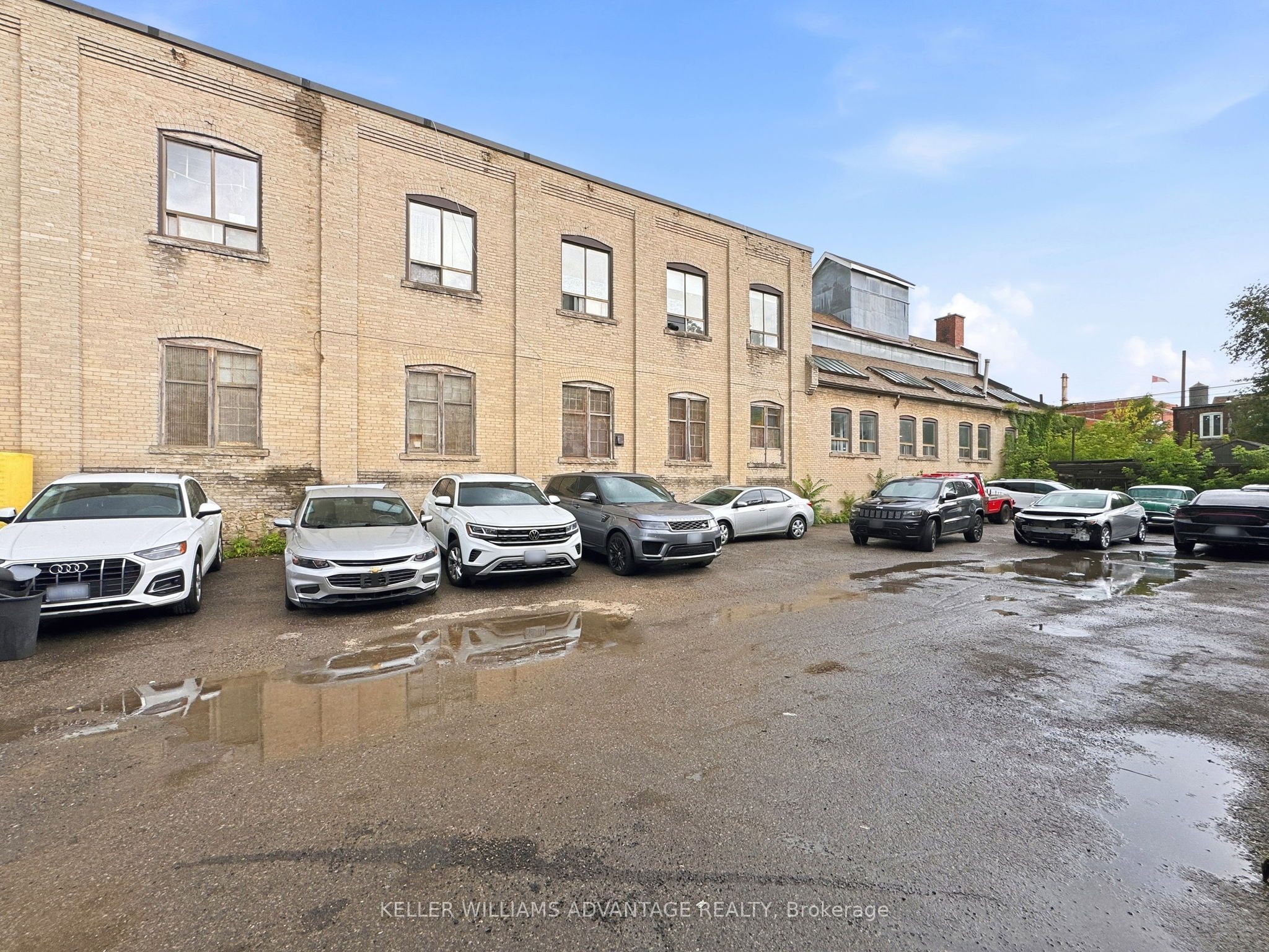 20 Jenet Avenue Property Photo 29