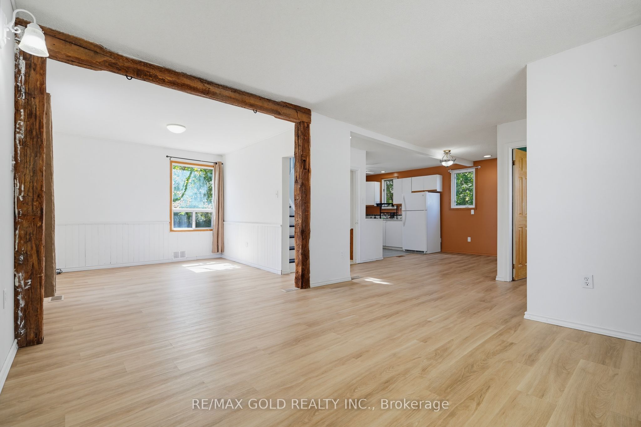 23 Pleasantview Avenue Property Photo 8