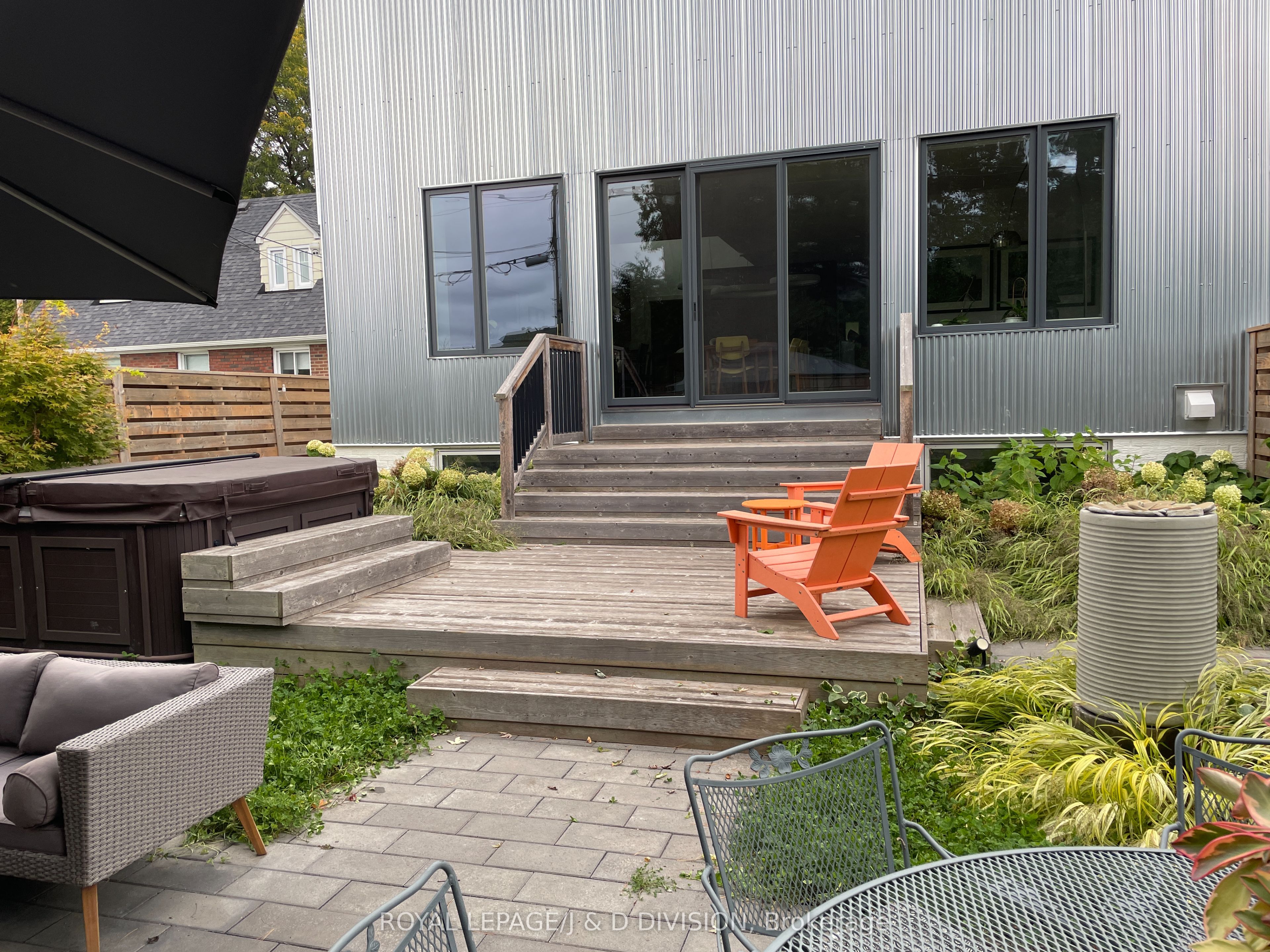 16 Forty First Street Property Photo 33