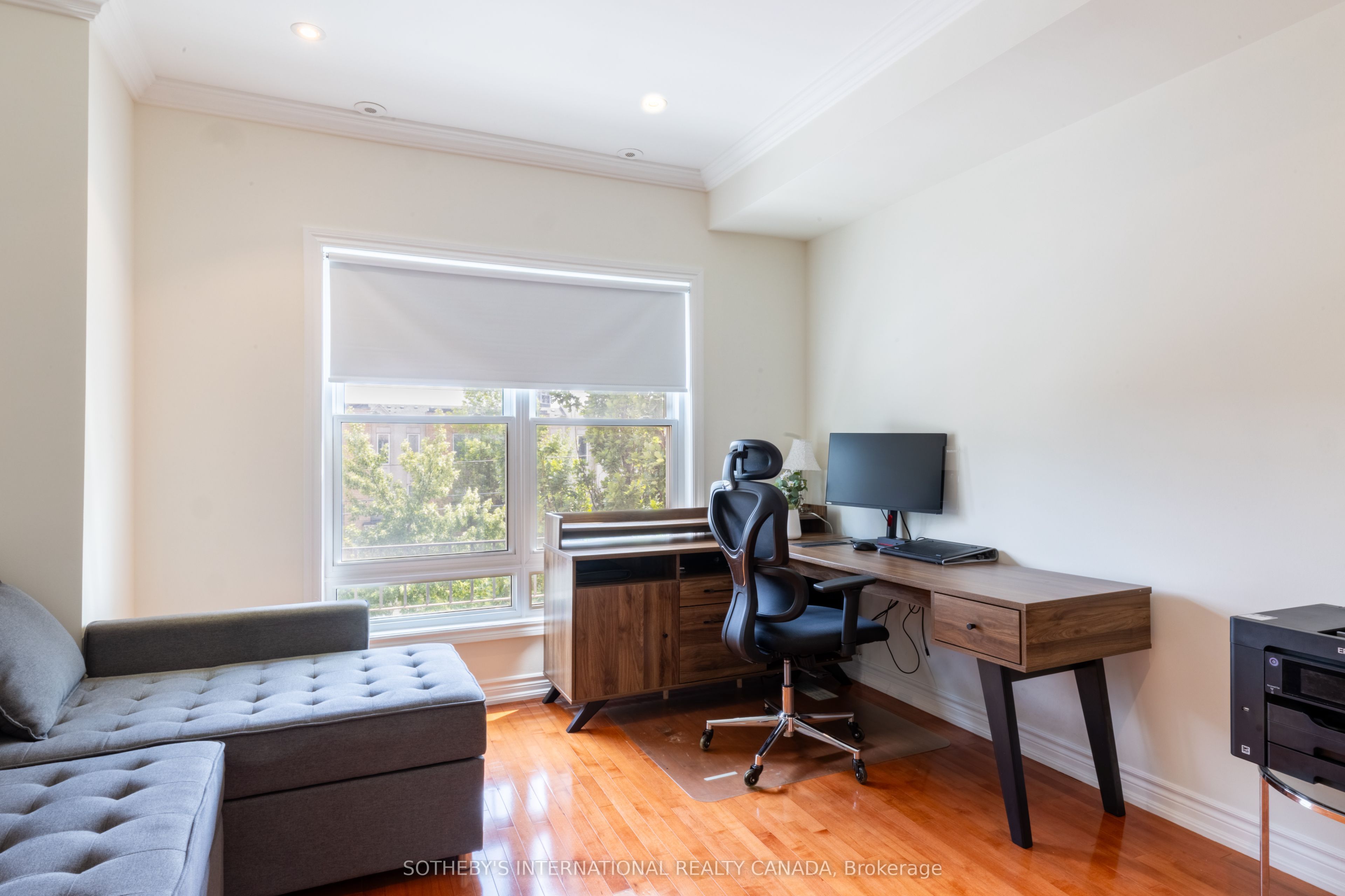 960a The Queensway Property Photo 30