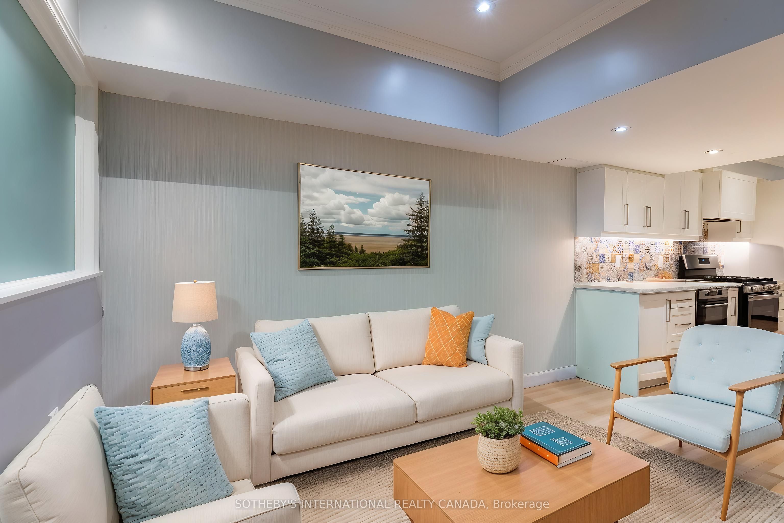 960a The Queensway Property Photo 35