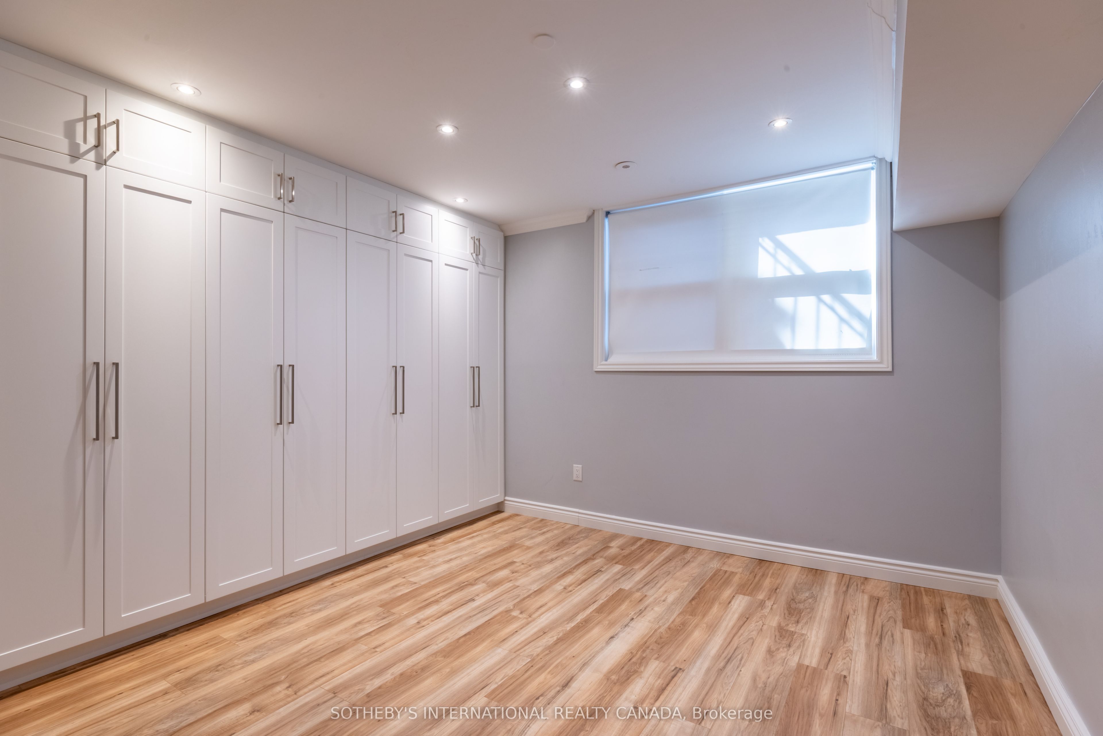 960a The Queensway Property Photo 39