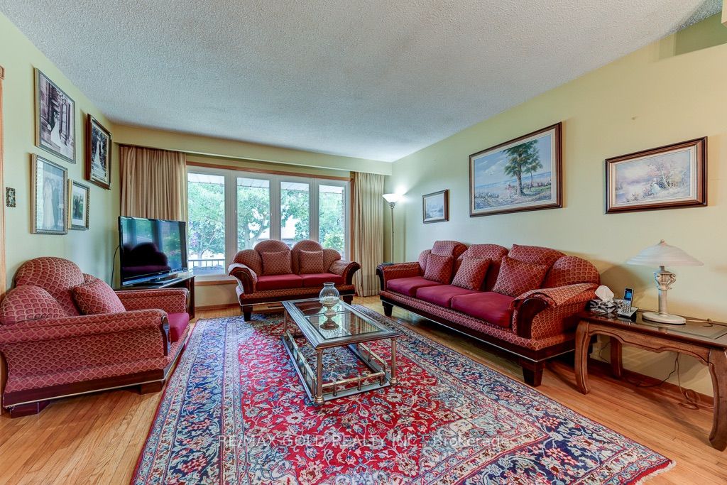 70 Malcolm Crescent Property Photo 7