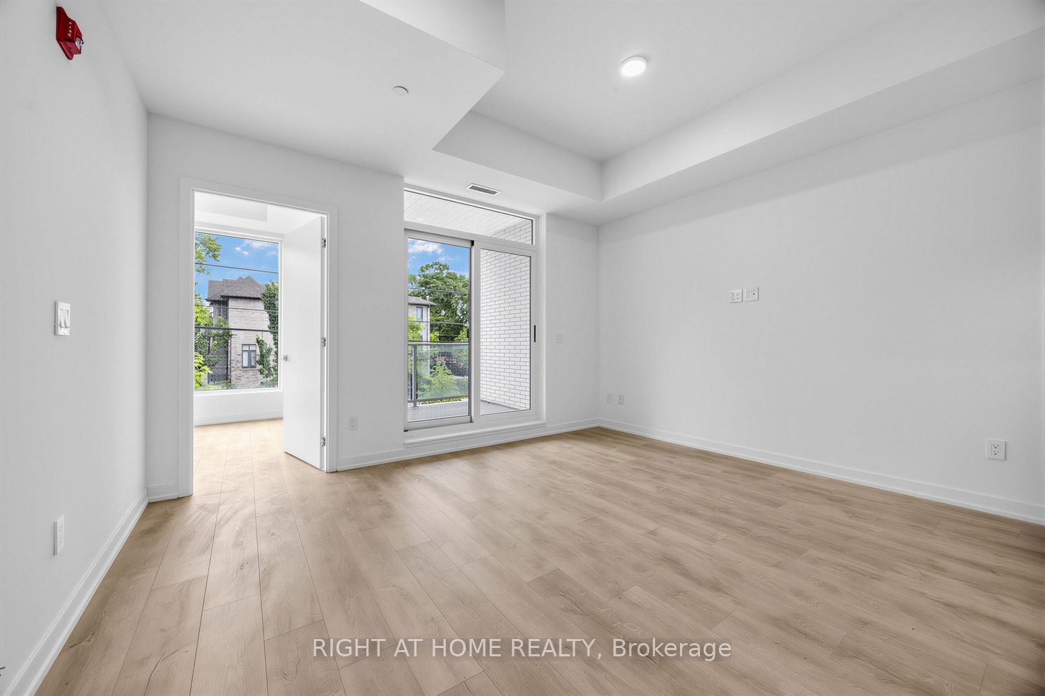 722 Marlee Avenue 207 Property Photo 13