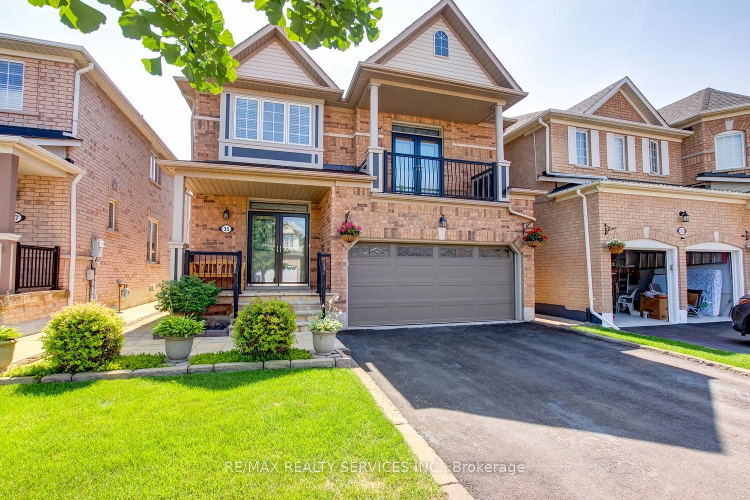 35 Hardgate Crescent