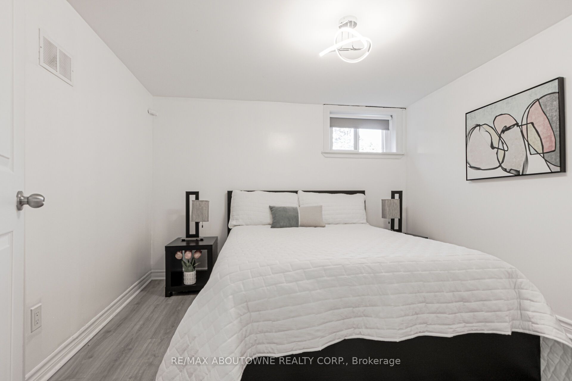 2105 Maplewood Drive Property Photo 35
