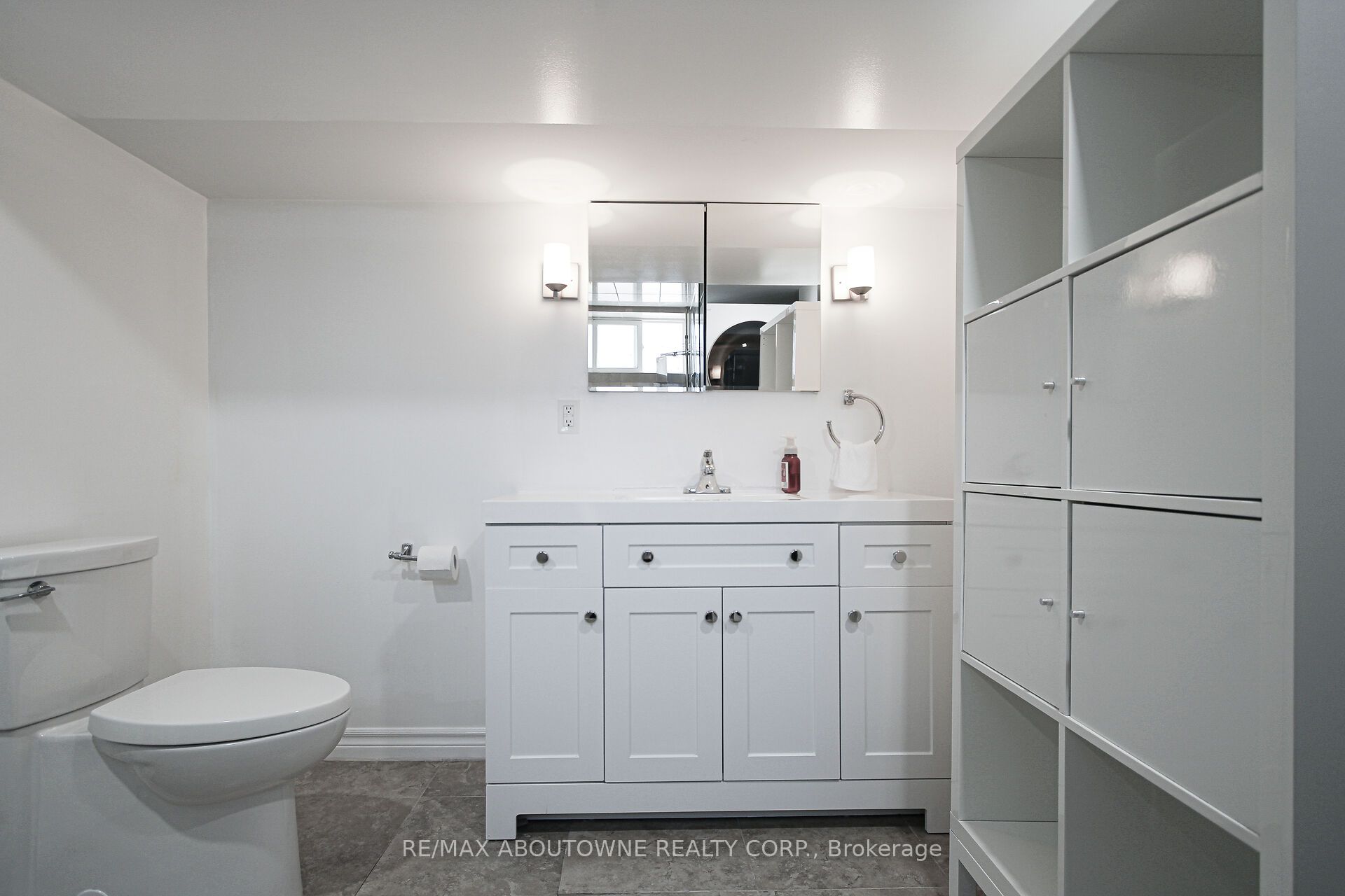 2105 Maplewood Drive Property Photo 38