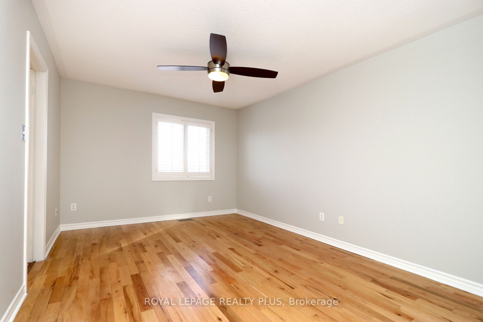 3656 Twinmaple Drive Property Photo 14