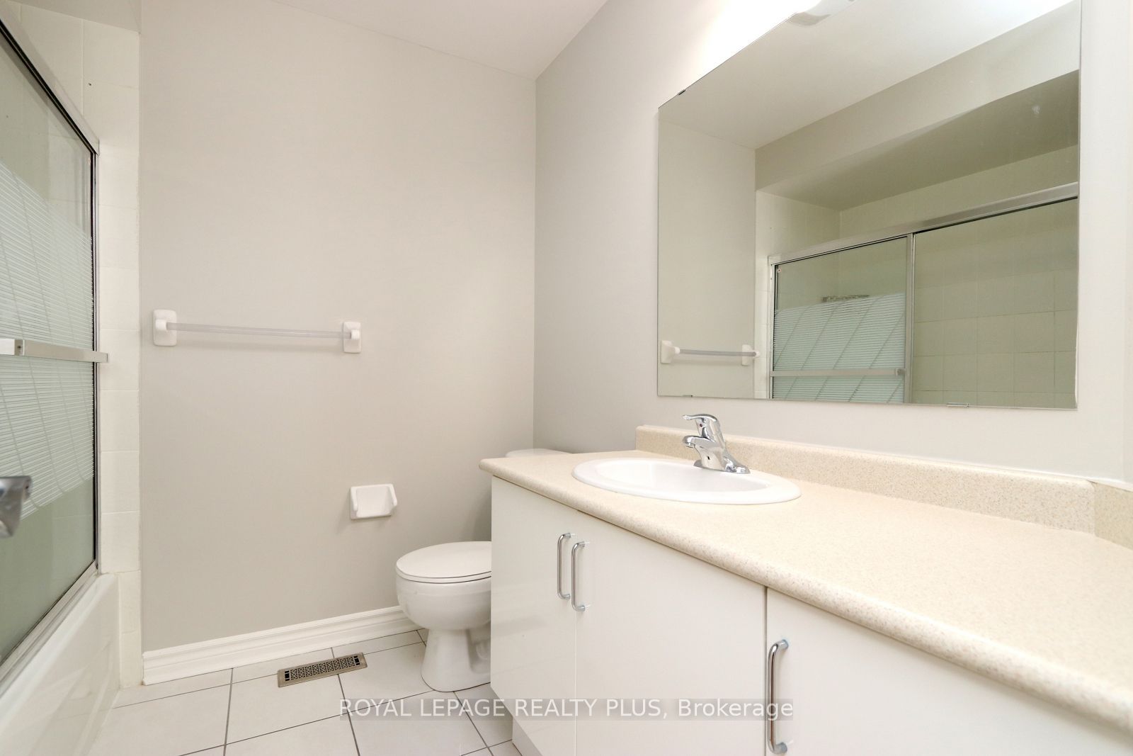 3656 Twinmaple Drive Property Photo 17