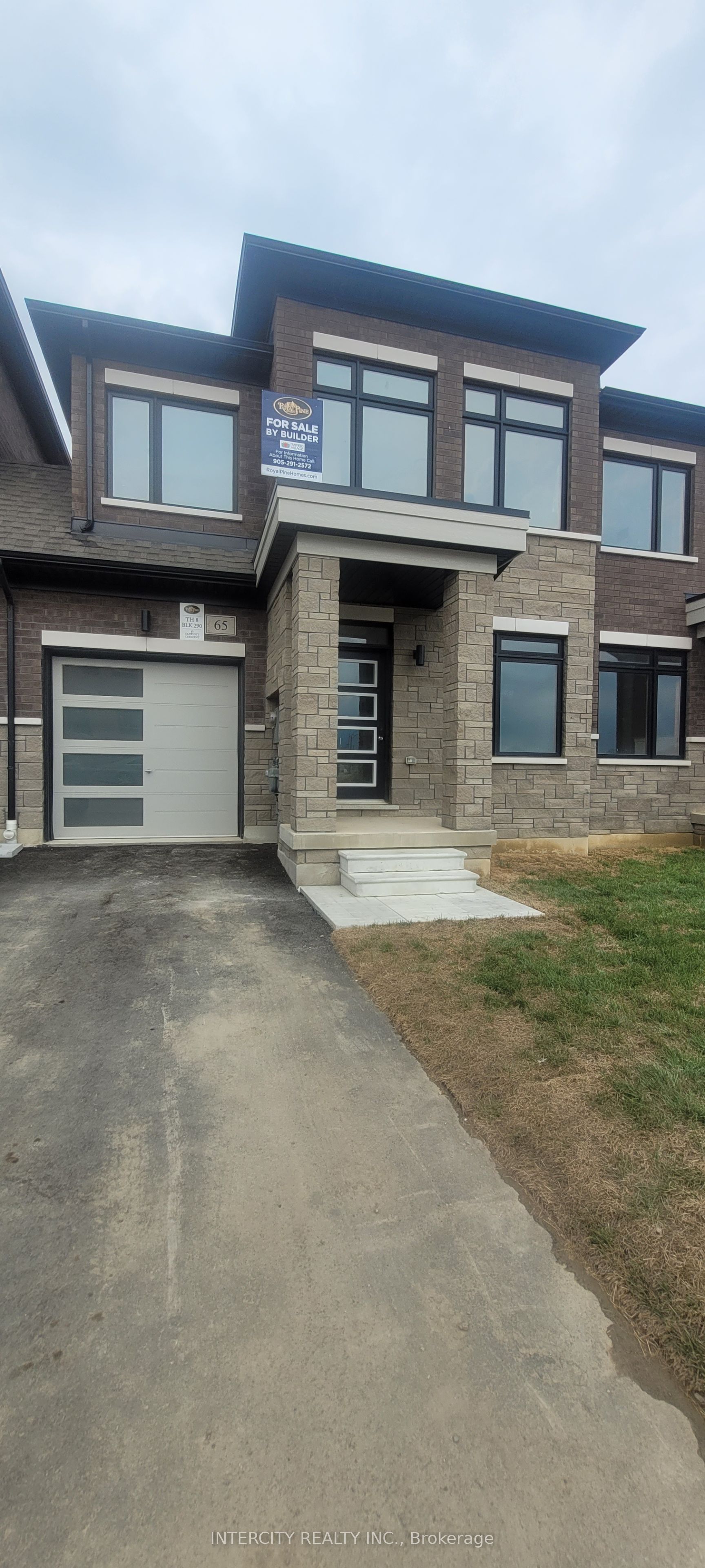 65 Tapscott Crescent Property Photo 3