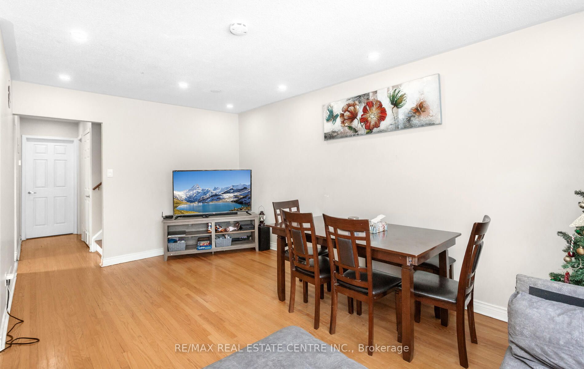 1 Tindale Road Property Photo 4