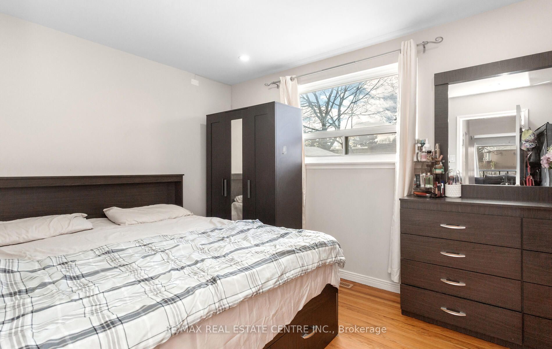 1 Tindale Road Property Photo 12