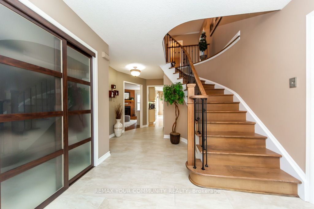 3631 Kelso Crescent Property Photo 6