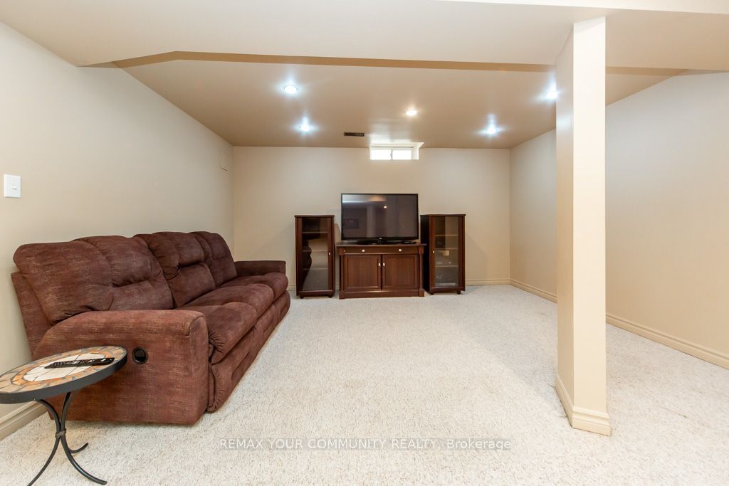 3631 Kelso Crescent Property Photo 27